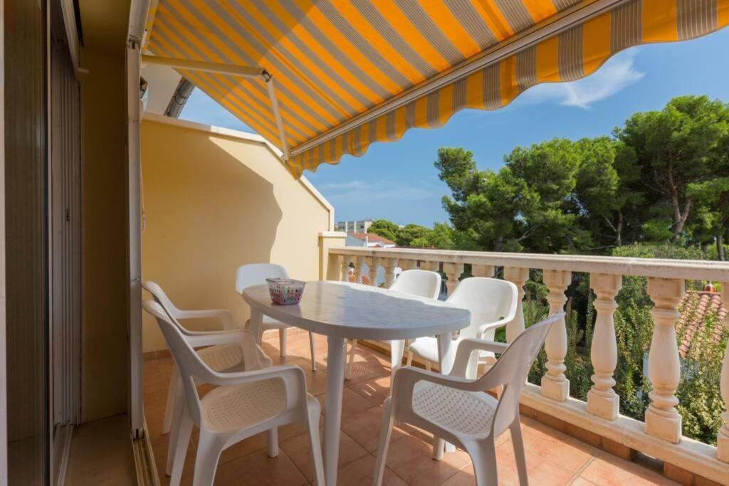 La Rapita - Apartamento De Dos Dormitorios Con Piscina Comunitaria Alcanar Exterior photo